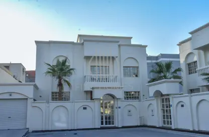 Villa - 4 Bedrooms - 4 Bathrooms for rent in Busaiteen - Muharraq Governorate
