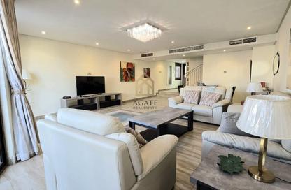 Villa - 3 Bedrooms - 5 Bathrooms for sale in Amwaj Avenue - Amwaj Islands - Muharraq Governorate