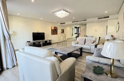 فيلا - 3 غرف نوم - 5 حمامات للبيع في شارع أمواج - أمواج - المحرق