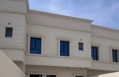 Villa - 4 Bedrooms - 5 Bathrooms for sale in Hamad Town - Northern Governorate