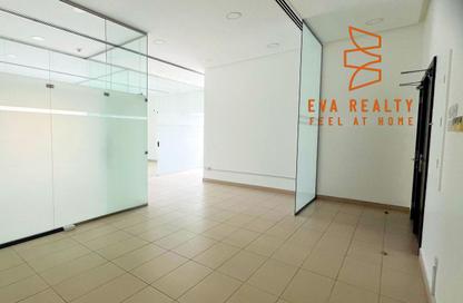 Office Space - 3 Bedrooms - 1 Bathroom for rent in Jannusan - Northern Governorate