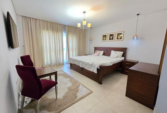 993929 - Property Image 2