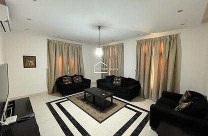 Villa - 3 Bedrooms - 4 Bathrooms for rent in Al Juffair - Capital Governorate