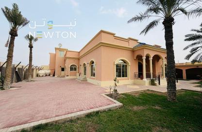 Villa - 4 Bedrooms - 5 Bathrooms for rent in Saar - Northern Governorate