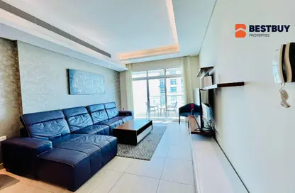 Apartment - 2 Bedrooms - 3 Bathrooms for rent in Al Juffair - Capital Governorate