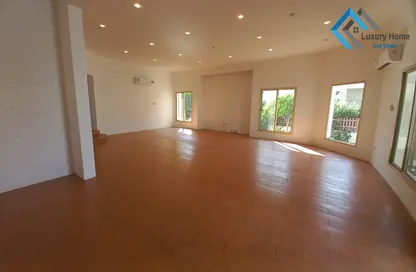 Apartment - 4 Bedrooms - 3 Bathrooms for rent in Janabiya - Northern Governorate