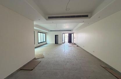 Villa - 5 Bedrooms - 6 Bathrooms for rent in Zinj - Manama - Capital Governorate