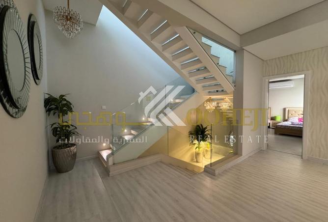 994162 - Property Image 2