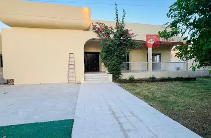 Villa - 3 Bedrooms - 3 Bathrooms for rent in Janabiya - Northern Governorate