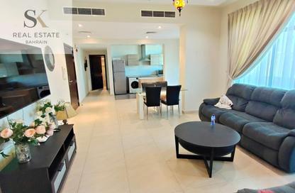 Apartment - 2 Bedrooms - 2 Bathrooms for rent in Al Juffair - Capital Governorate