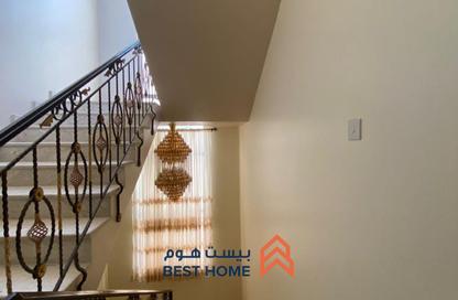 Villa - 5 Bedrooms - 6 Bathrooms for sale in Shakhura - Northern Governorate