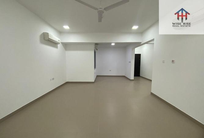 54370565 - Property Image 2