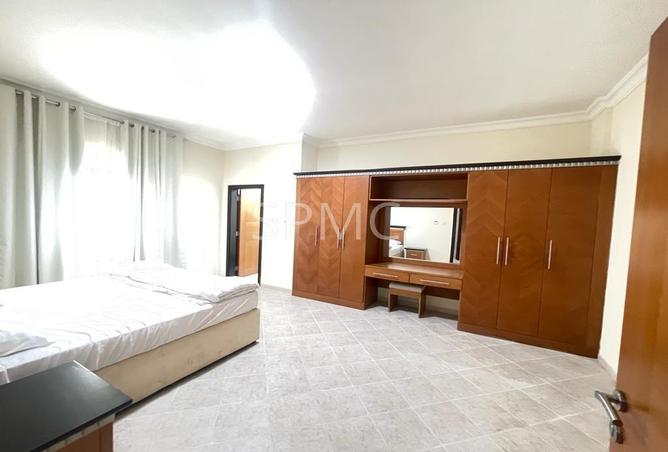 992936 - Property Image 2