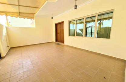 Villa - 3 Bedrooms - 4 Bathrooms for rent in Al Juffair - Capital Governorate