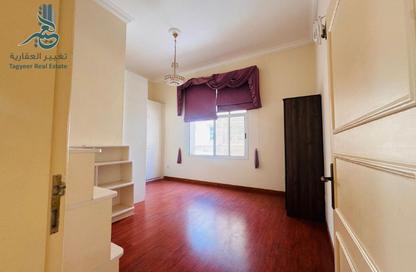 Villa - 4 Bedrooms - 4 Bathrooms for rent in Mahooz - Manama - Capital Governorate