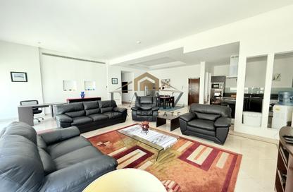 Apartment - 2 Bedrooms - 3 Bathrooms for rent in Al Juffair - Capital Governorate Apartment - 2 Bedrooms - 3 Bathrooms for rent in Al Juffair - Capital Governorate