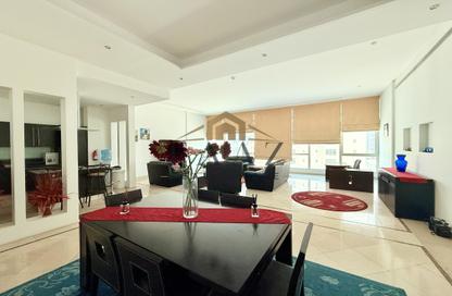 Apartment - 2 Bedrooms - 3 Bathrooms for rent in Al Juffair - Capital Governorate