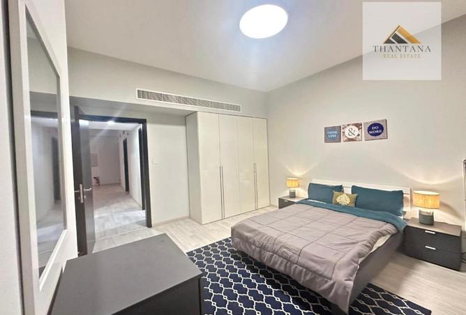 1002093 - Property Image 2