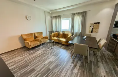 Apartment - 1 Bedroom - 2 Bathrooms for rent in Sanabis - Manama - Capital Governorate