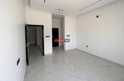 Villa - 5 Bedrooms - 6 Bathrooms for sale in Hidd - Muharraq Governorate