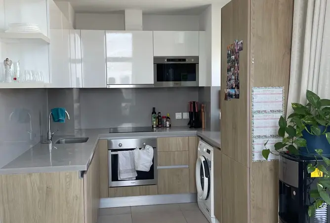 989566 - Property Image 2