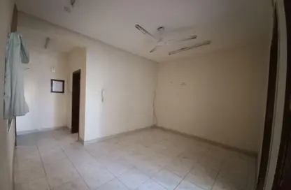 Apartment - 1 Bedroom - 1 Bathroom for rent in Gudaibiya - Manama - Capital Governorate