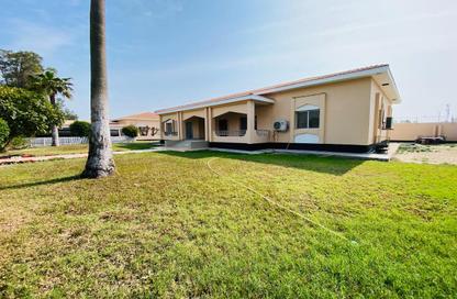 Compound - 4 Bedrooms - 4 Bathrooms for rent in Budaiya - Northern Governorate