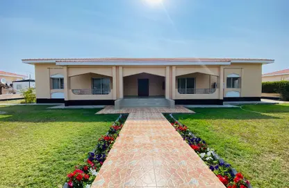 Compound - 4 Bedrooms - 4 Bathrooms for rent in Budaiya - Northern Governorate