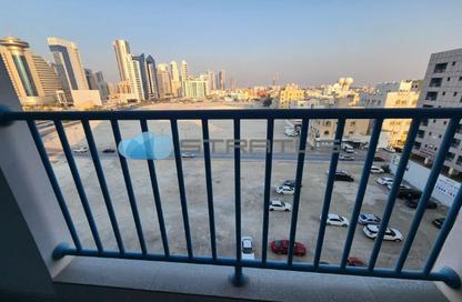 Apartment - 1 Bedroom - 1 Bathroom for rent in Sanabis - Manama - Capital Governorate
