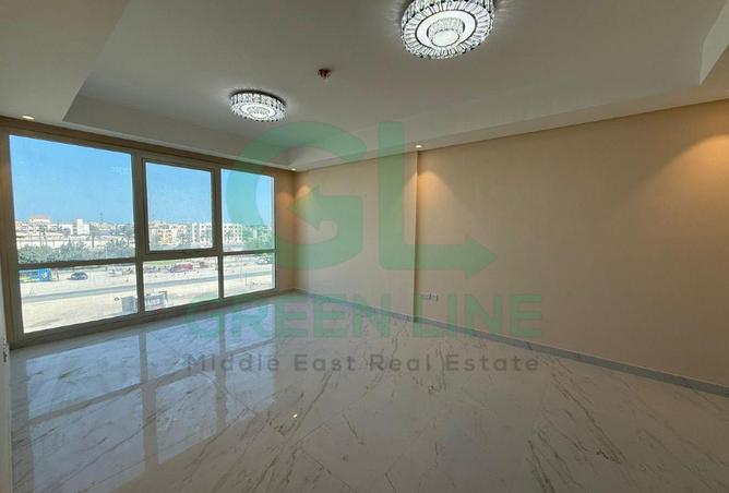 993879 - Property Image 2