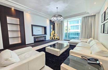 Apartment - 2 Bedrooms - 3 Bathrooms for rent in Al Juffair - Capital Governorate