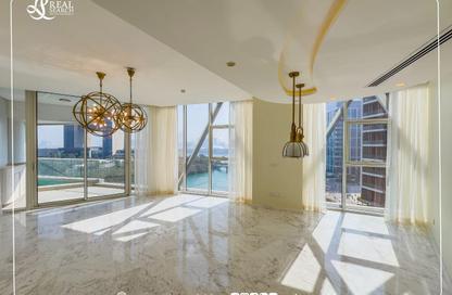 Apartment - 3 Bedrooms - 5 Bathrooms for rent in Bahrain Bay - Capital Governorate