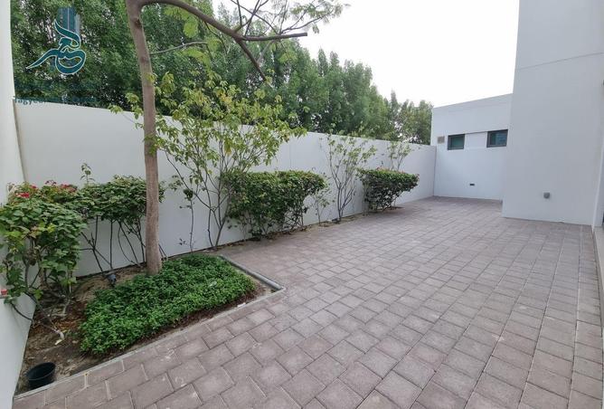 986718 - Property Image 3