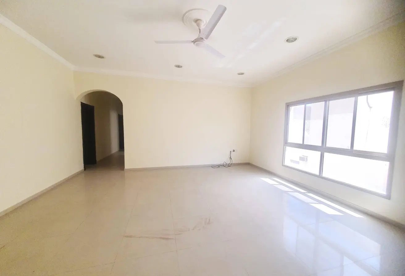 54041348 - Property Main Image