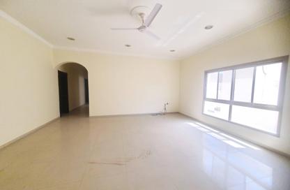 Apartment - 3 Bedrooms - 2 Bathrooms for rent in Tubli - Central Governorate