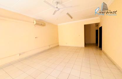 Office Space - Studio - 2 Bathrooms for rent in Gufool - Manama - Capital Governorate