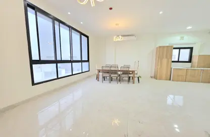 Apartment - 3 Bedrooms - 2 Bathrooms for rent in Tubli - Central Governorate