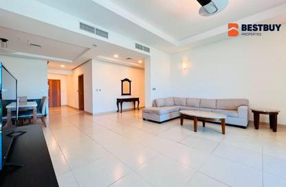 Apartment - 2 Bedrooms - 3 Bathrooms for rent in Reef Island - Capital Governorate