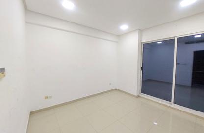 Apartment - 2 - 3 for rent in Hidd - Muharraq Governorate