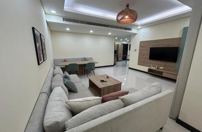 Apartment - 2 Bedrooms - 2 Bathrooms for rent in Seef - Capital Governorate