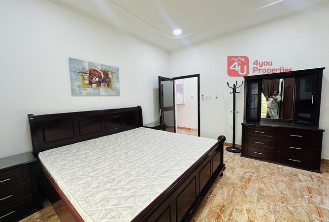 995810 - Property Image 3