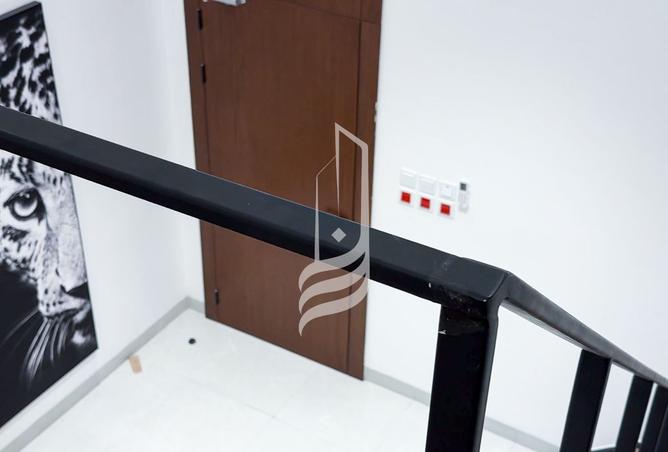 989735 - Property Main Image