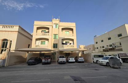 Apartment - 2 Bedrooms - 2 Bathrooms for rent in Tubli - Central Governorate