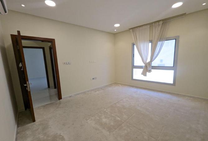 52301349 - Property Image 2