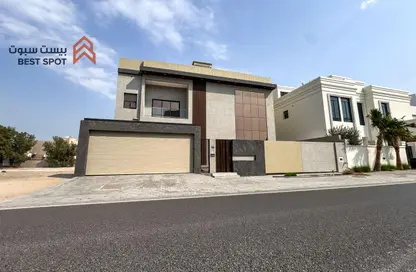 Villa - 4 Bedrooms - 6 Bathrooms for sale in Janabiya - Northern Governorate