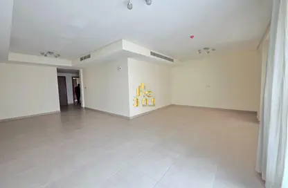 Apartment - 2 Bedrooms - 2 Bathrooms for rent in Al Burhama - Manama - Capital Governorate