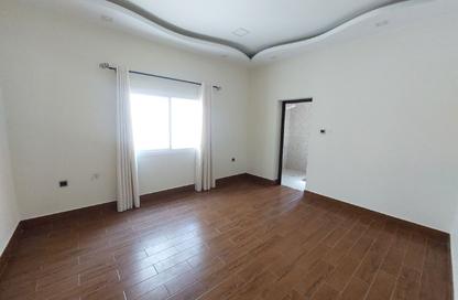 Apartment - 3 - 4 for rent in Hidd - Muharraq Governorate