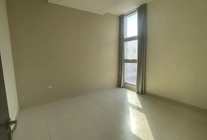 992081 - Property Image 3