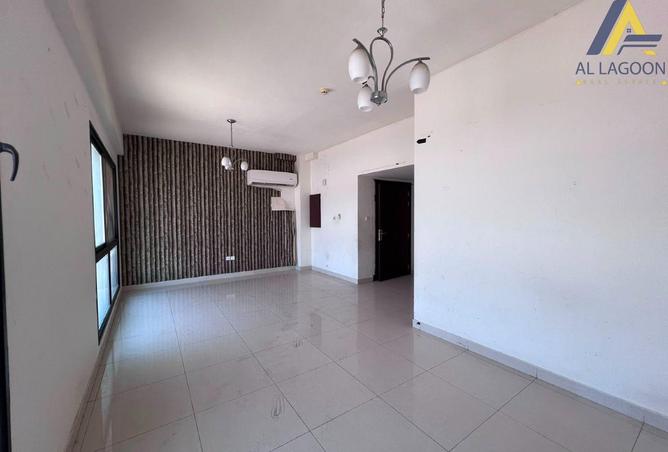 56300652 - Property Main Image