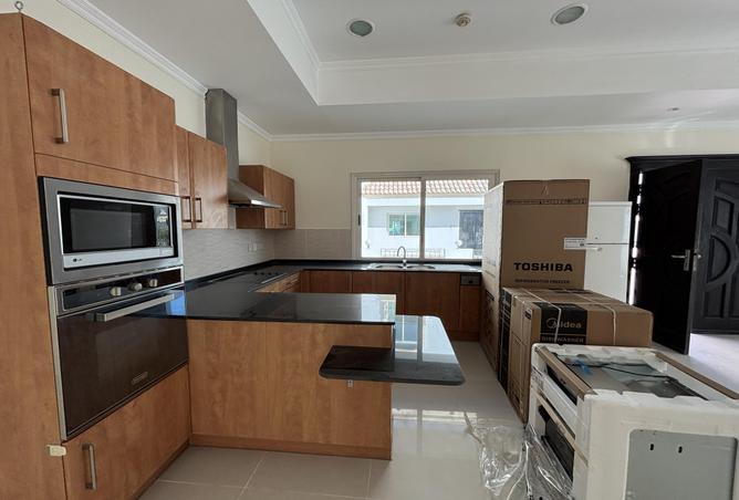 51204538 - Property Image 3